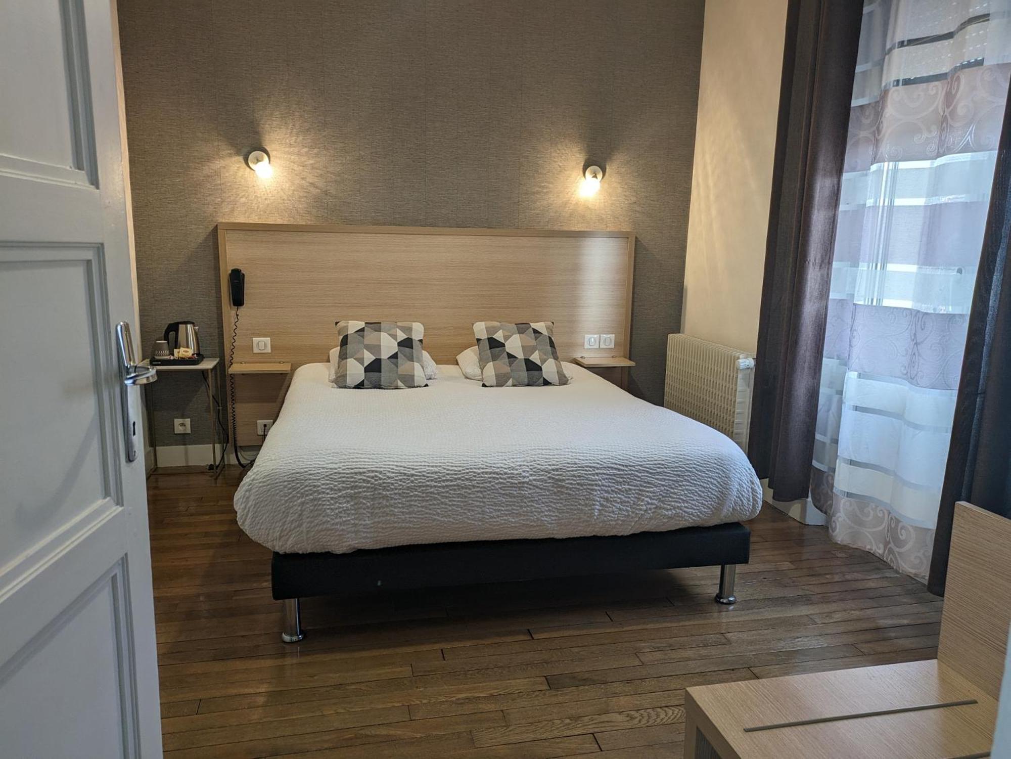 Logis Hotel Le Saint Florent Mont-près-Chambord Kültér fotó
