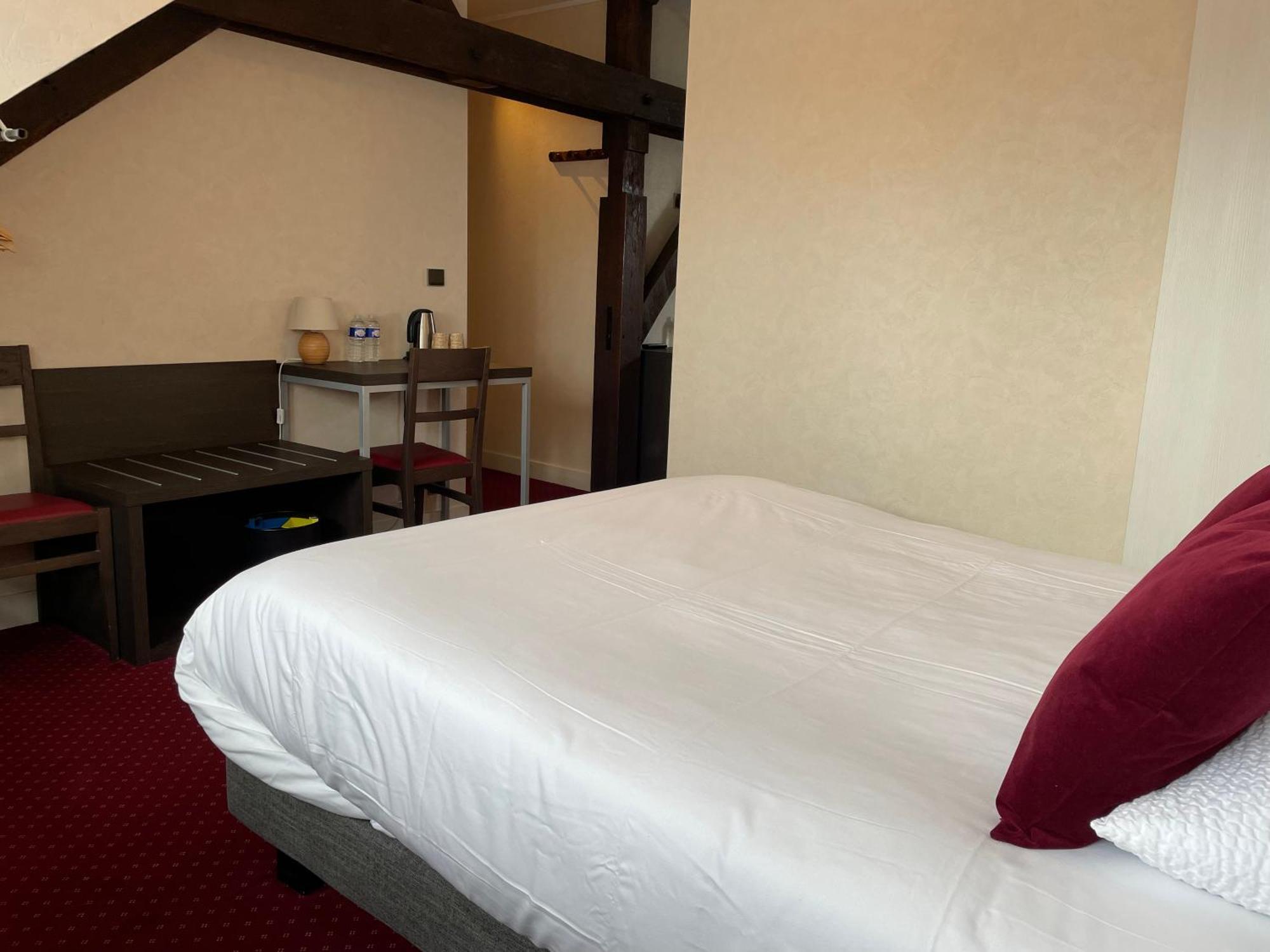 Logis Hotel Le Saint Florent Mont-près-Chambord Kültér fotó