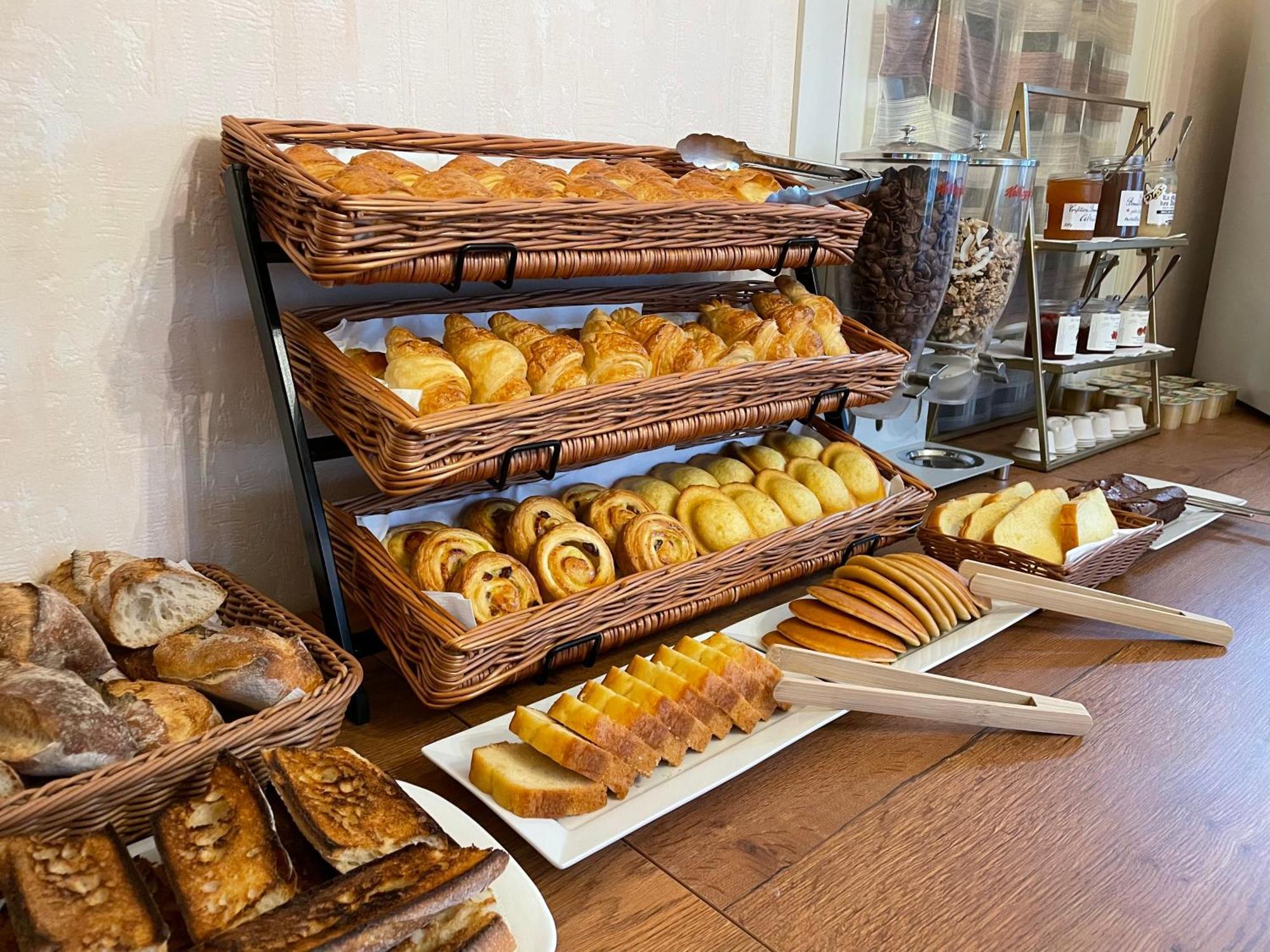Logis Hotel Le Saint Florent Mont-près-Chambord Kültér fotó