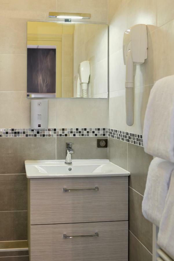 Logis Hotel Le Saint Florent Mont-près-Chambord Kültér fotó
